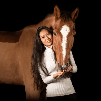 Daphne of DZYZ with her chestnut horse Lifestyle
